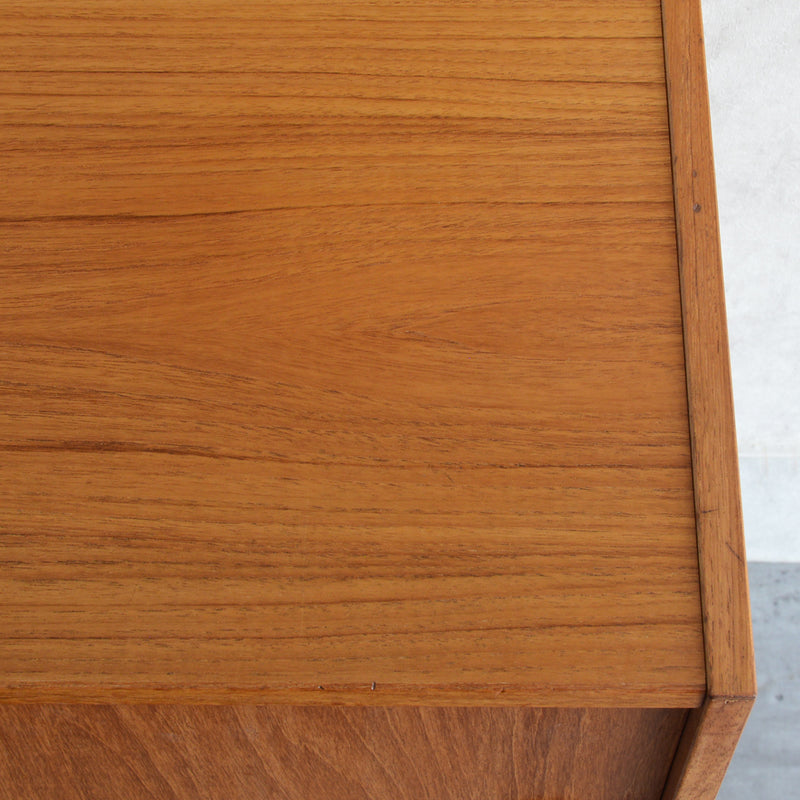 デンマークヴィンテージ　チーク キャビネット5-12(ウッドオイル仕上）