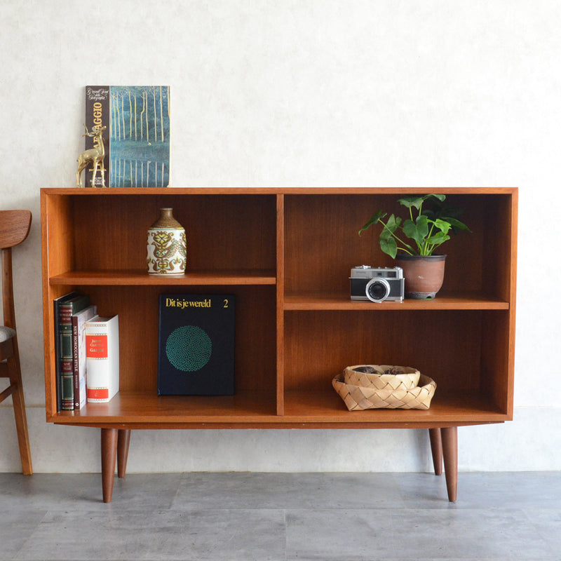 デンマーク ヴィンテージ　チーク2段 ブックシェルフ5-71