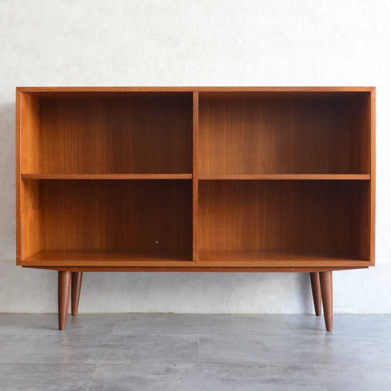 デンマーク ヴィンテージ　チーク2段 ブックシェルフ5-71