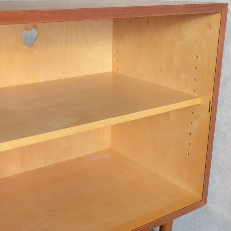 Poul Hundevad デンマークヴィンテージ　 キャビネット(鍵付）5-170