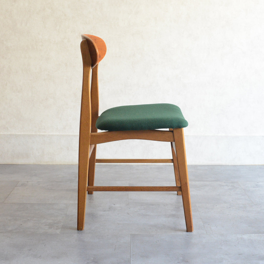 デンマークヴィンテージ ダイニングチェア グリーン8-26 – Rowan.inc