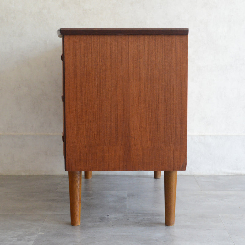 デンマークヴィンテージ  チーク 3段チェスト(鍵付） C-1