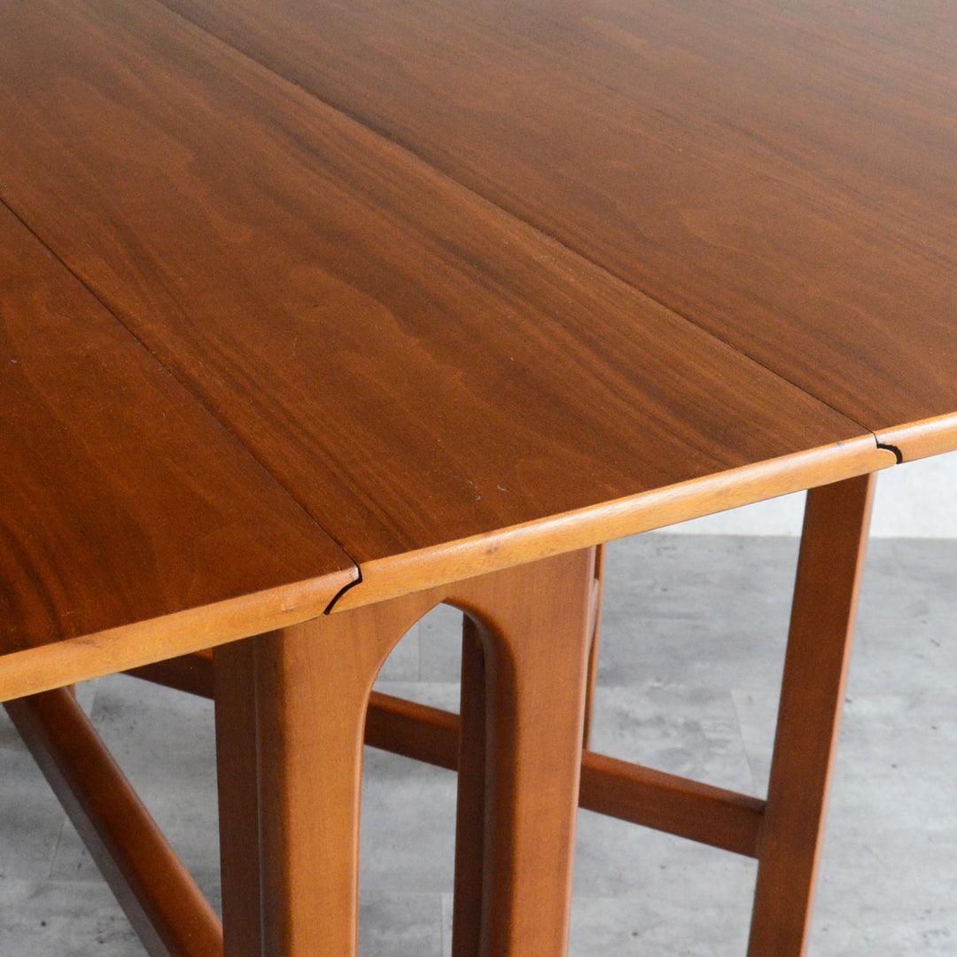 Jentique ジェンティーク　ゲートレッグテーブル 55（オーバル）