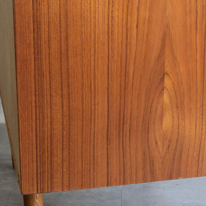 Poul Hundevad デンマークヴィンテージ　 キャビネット(鍵付）5-170