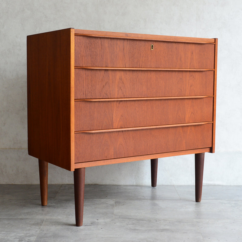 スウェーデン ヴィンテージ  チーク４段チェスト 5-15(ウッドオイル仕上）