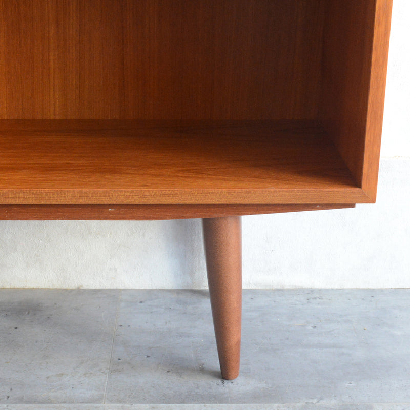 デンマーク ヴィンテージ　チーク2段 ブックシェルフ5-71