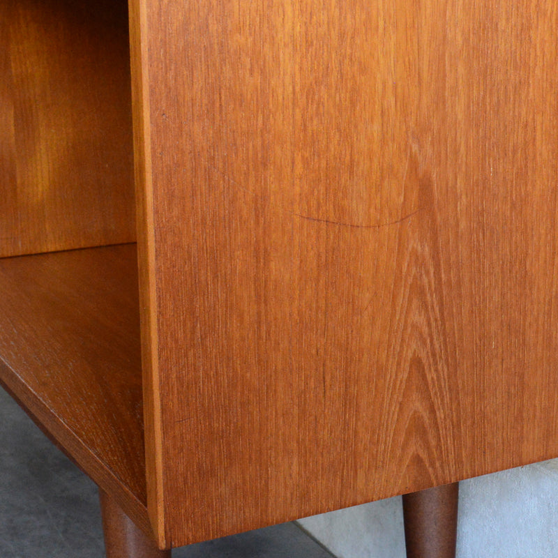 デンマーク ヴィンテージ　チーク2段 ブックシェルフ5-71