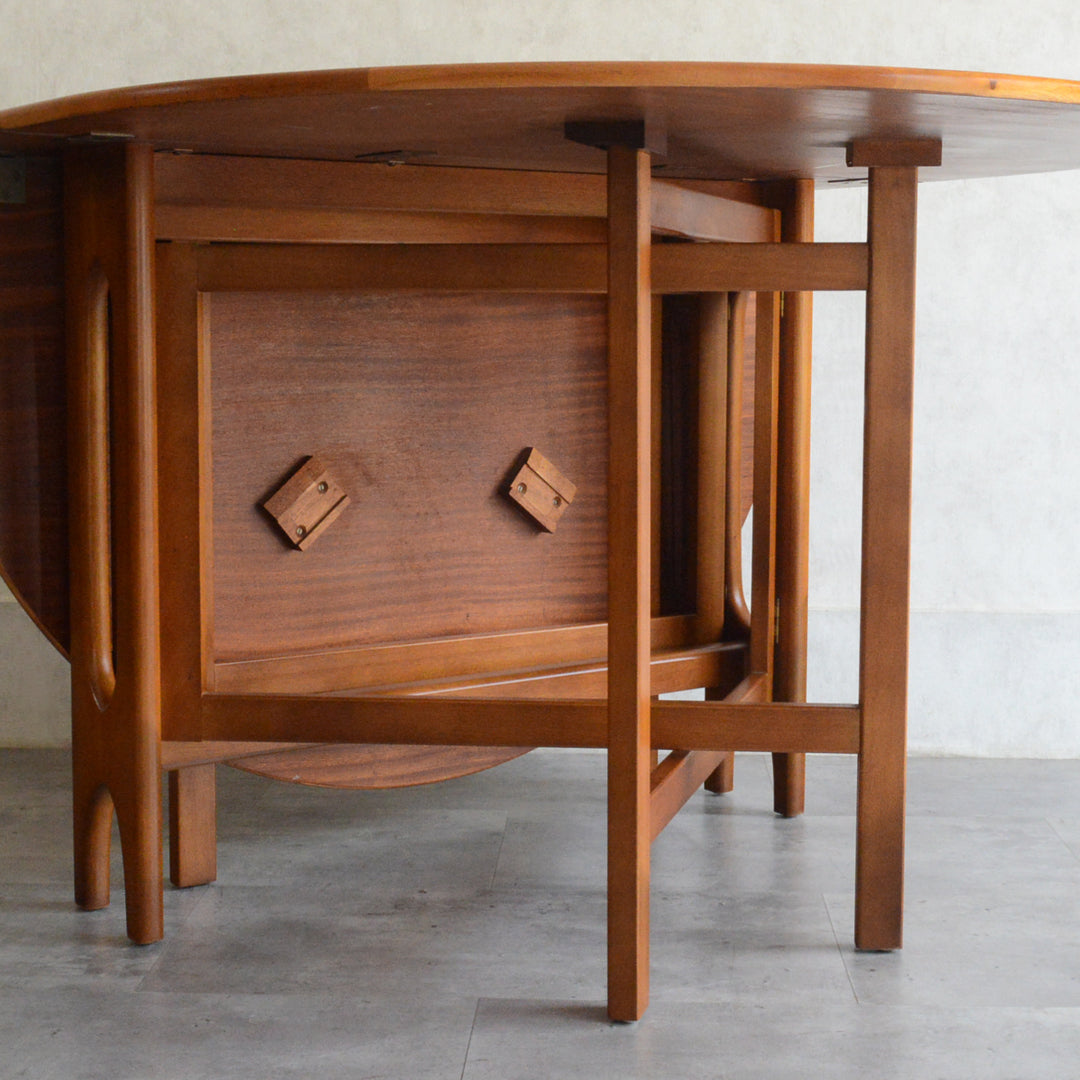 Jentique ジェンティーク　ゲートレッグテーブル 55（オーバル）