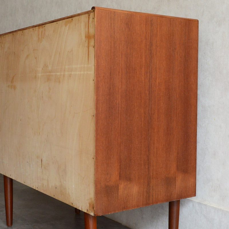 デンマーク ヴィンテージ  チーク ４段チェスト5-146