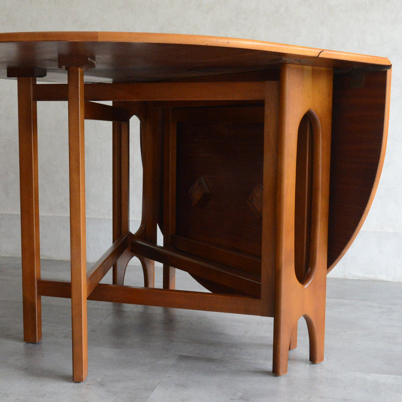 Jentique ジェンティーク　ゲートレッグテーブル 55（オーバル）