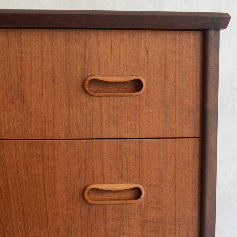 デンマークヴィンテージ  チーク 3段チェスト(鍵付） C-1
