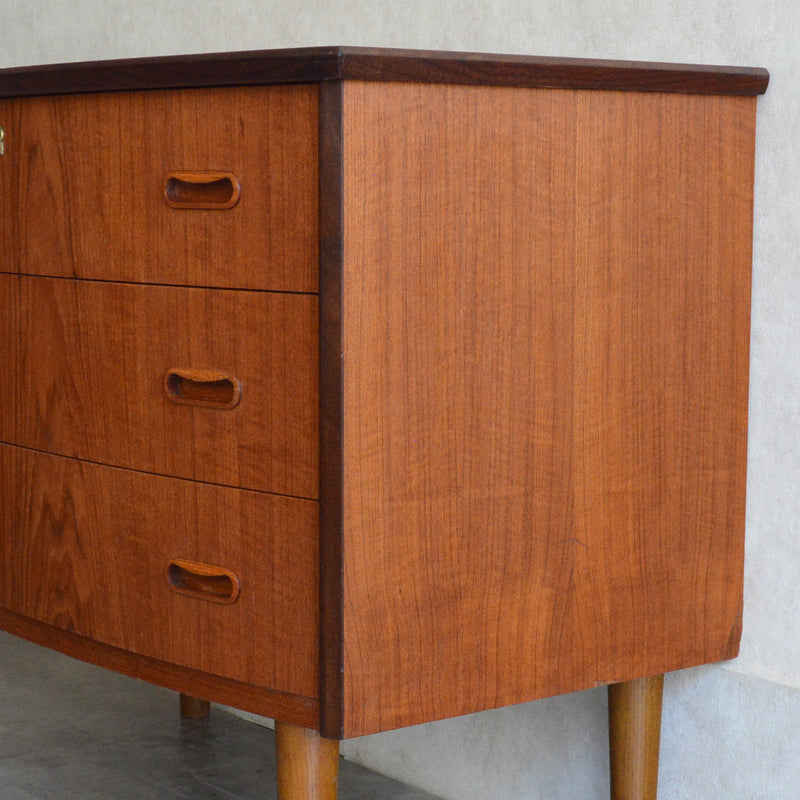 デンマークヴィンテージ  チーク 3段チェスト(鍵付） C-1