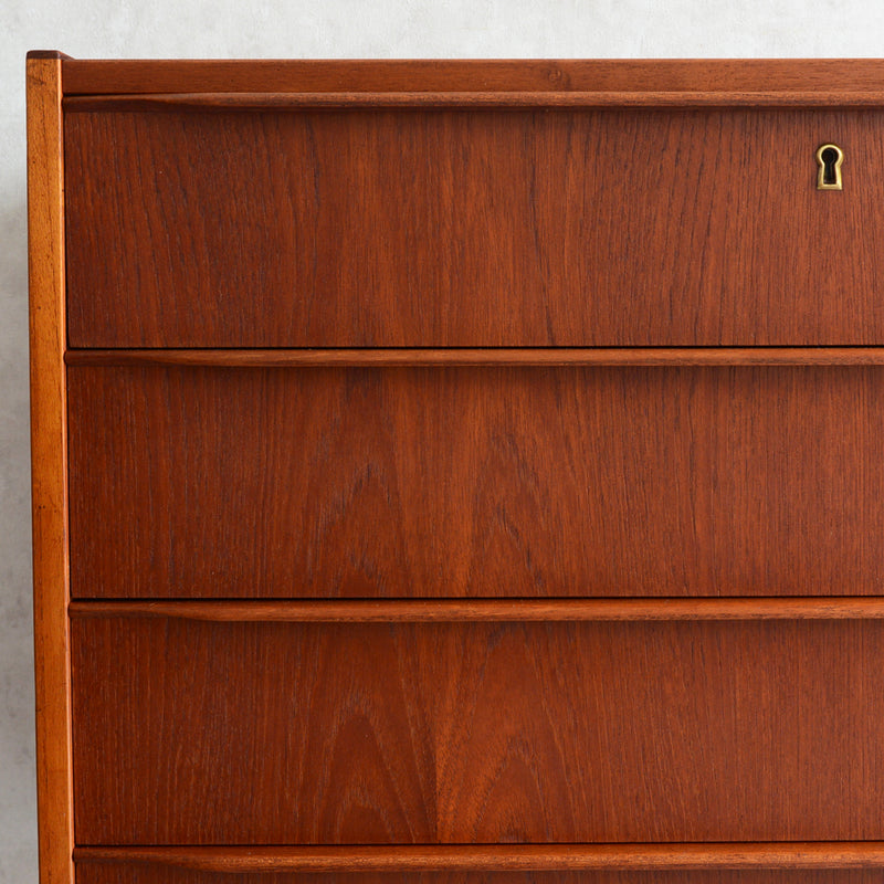 スウェーデン ヴィンテージ  チーク４段チェスト 5-15(ウッドオイル仕上）