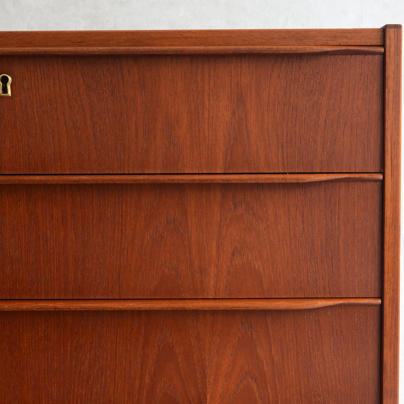 スウェーデン ヴィンテージ  チーク４段チェスト 5-15(ウッドオイル仕上）