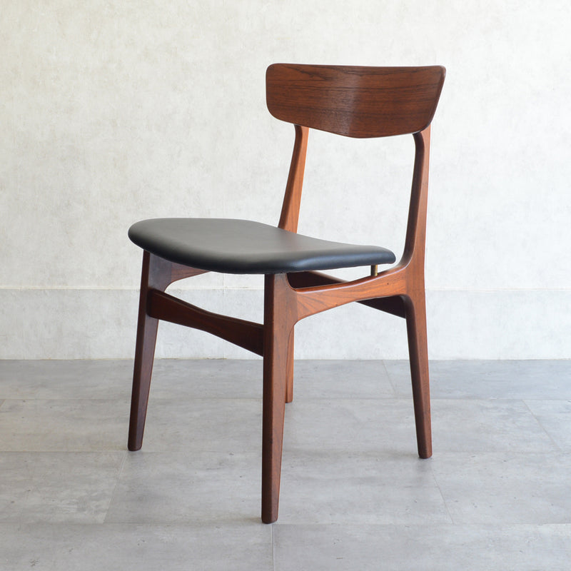 デンマークヴィンテージSchionning&Elgaard ダイニングチェア 5-46(張替済）