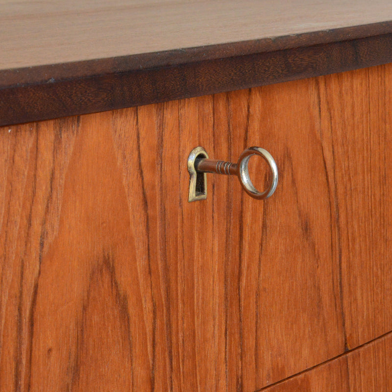 デンマークヴィンテージ  チーク 3段チェスト(鍵付） C-1