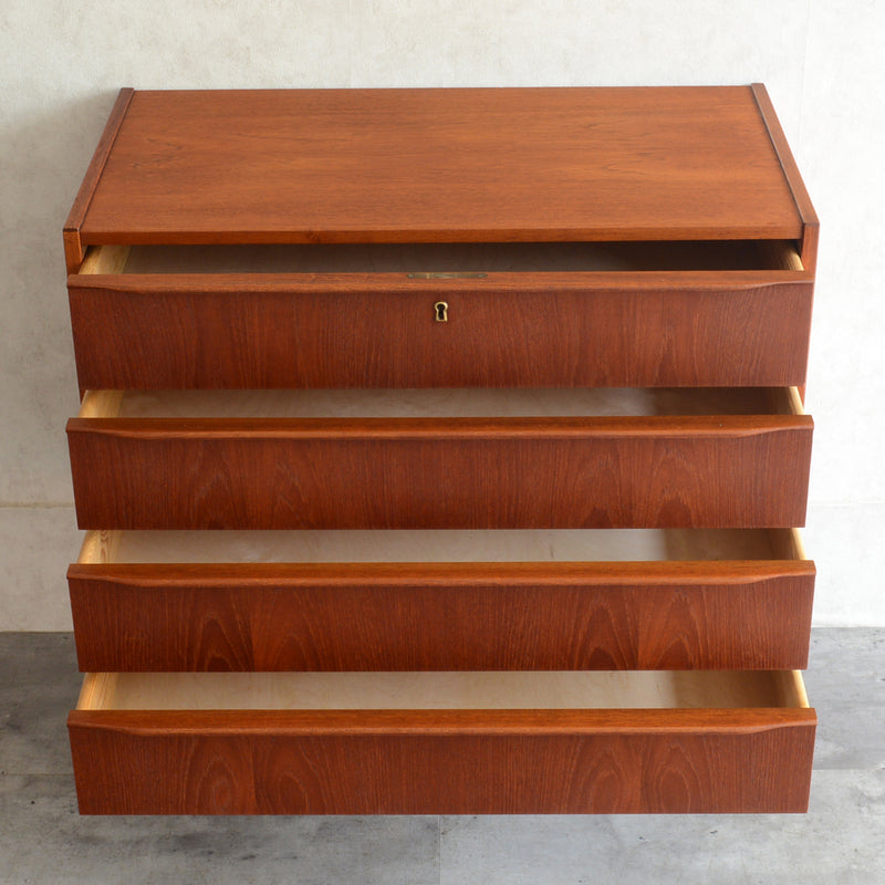 スウェーデン ヴィンテージ  チーク４段チェスト 5-15(ウッドオイル仕上）