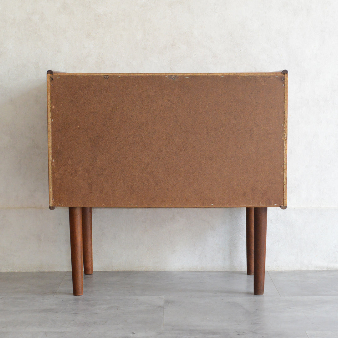 デンマークヴィンテージ  チーク３段チェスト 3-76