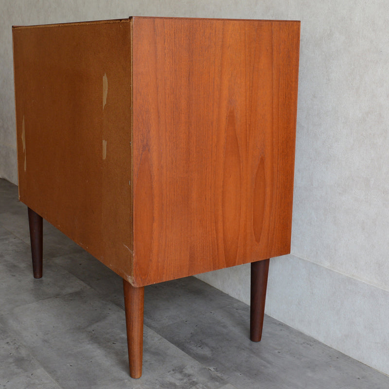 スウェーデン ヴィンテージ  チーク４段チェスト 5-15(ウッドオイル仕上）