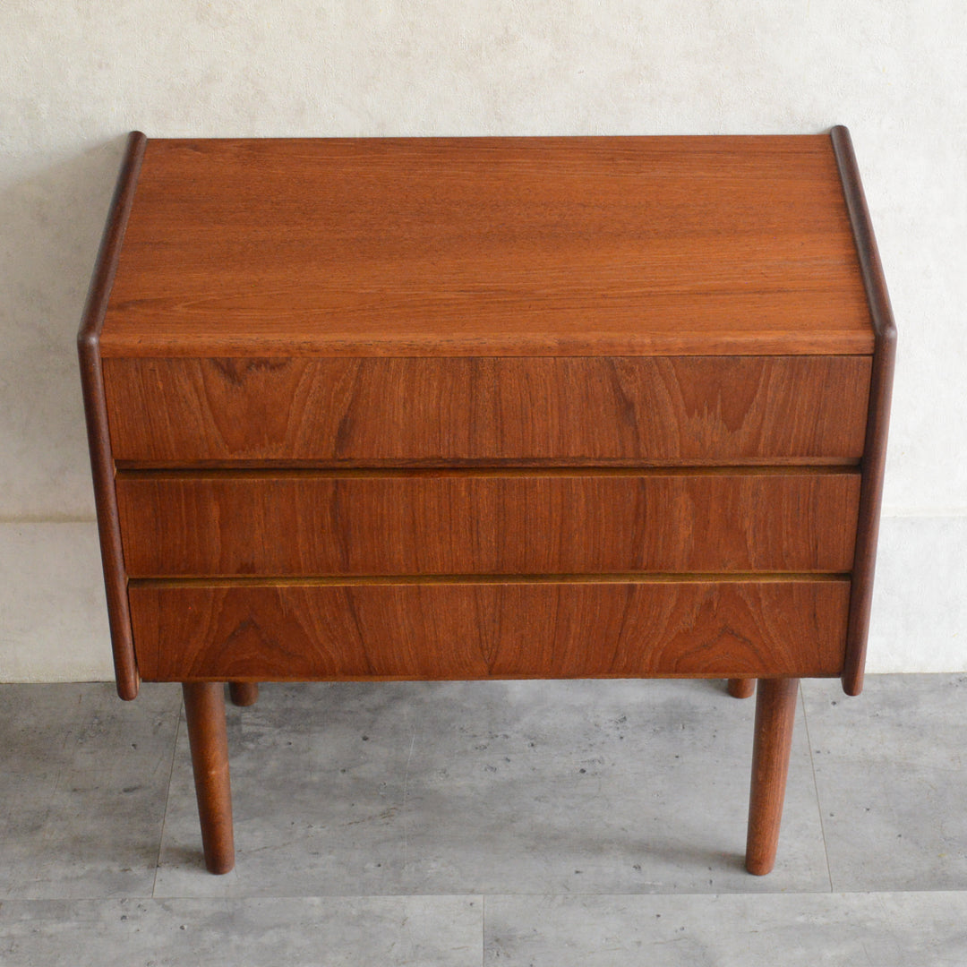 デンマークヴィンテージ  チーク３段チェスト 3-76