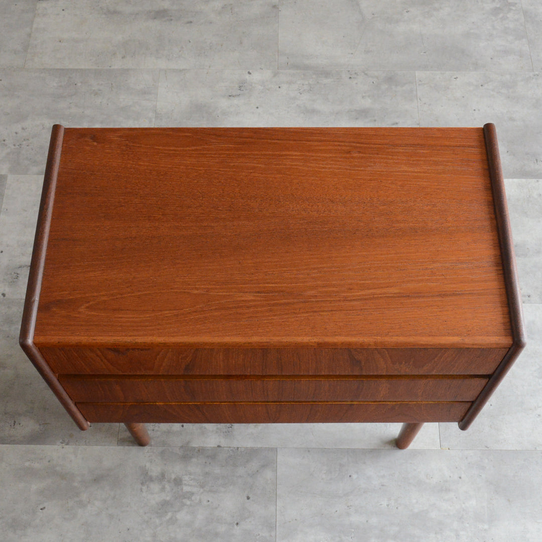 デンマークヴィンテージ  チーク３段チェスト 3-76