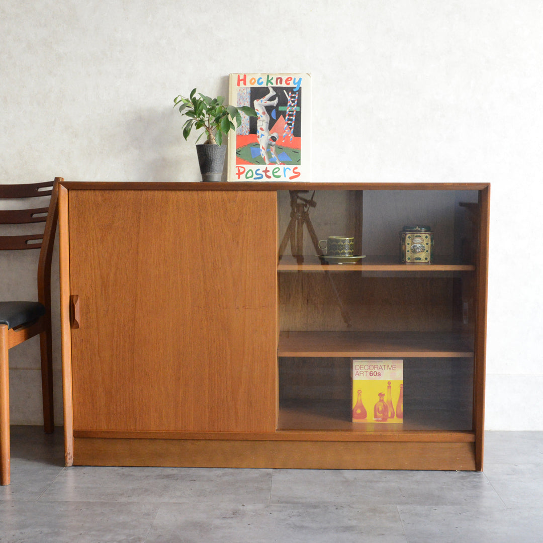 Herbert E. Gibbs ヴィンテージ ガラスキャビネット100(木扉付)