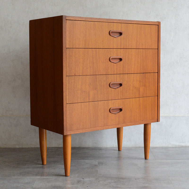 デンマークヴィンテージ  チーク４段チェスト 8-48