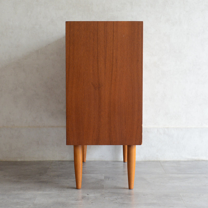 デンマークヴィンテージ  チーク４段チェスト 8-48