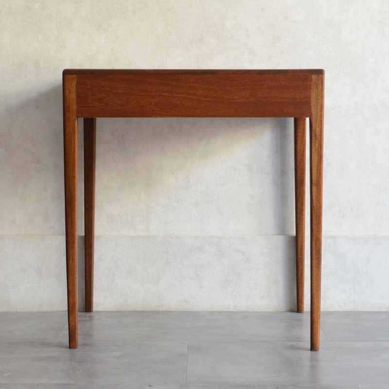 デンマーク ヴィンテージ チーク サイドテーブル 5-173 (抽斗付）