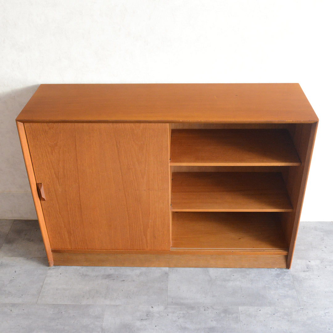 Herbert E. Gibbs ヴィンテージ ガラスキャビネット100(木扉付)