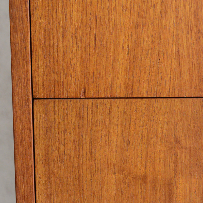 デンマークヴィンテージ  チーク４段チェスト 8-48