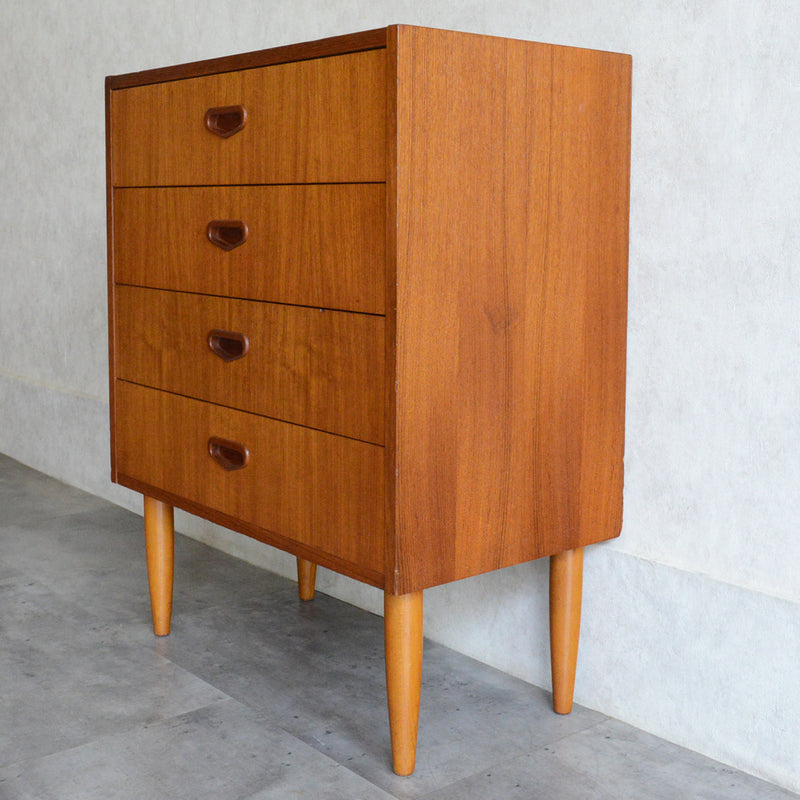 デンマークヴィンテージ  チーク４段チェスト 8-48