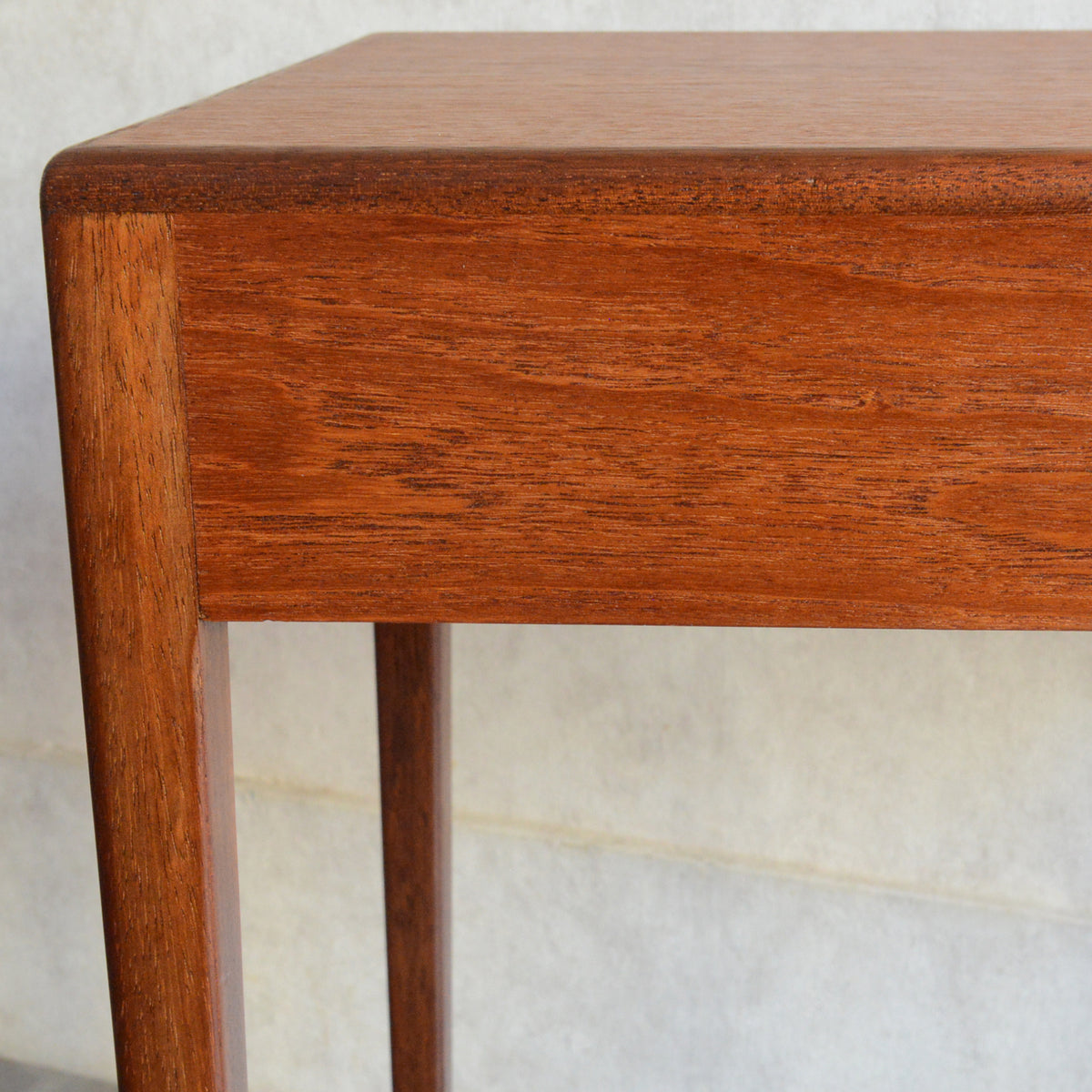 デンマーク ヴィンテージ チーク サイドテーブル 5-173 (抽斗付）