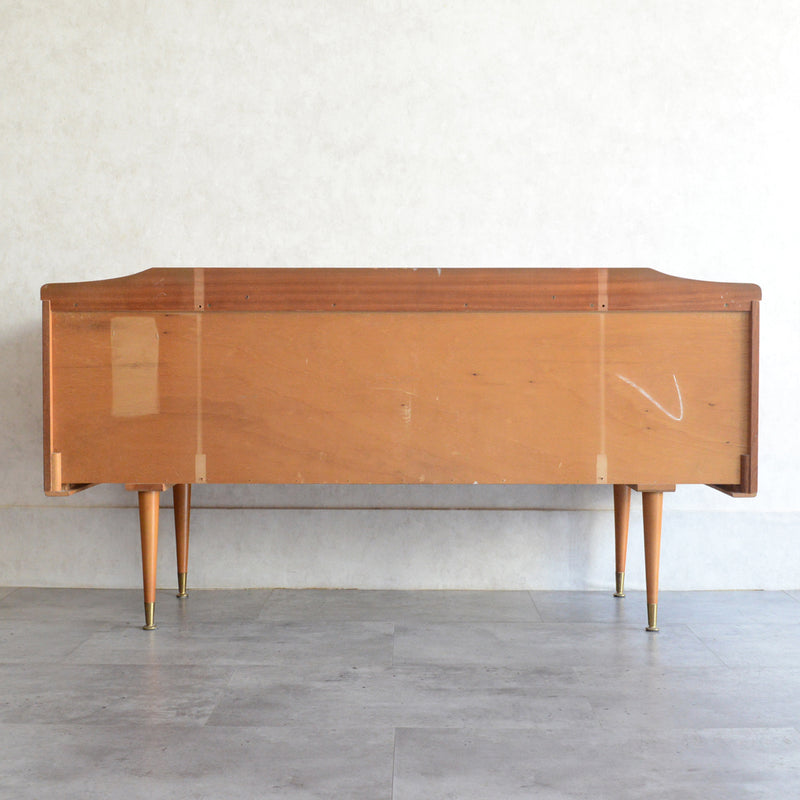 ミッドセンチュリー ヴィンテージ　 ショートサイドボード 66(天板剝離再塗装済）