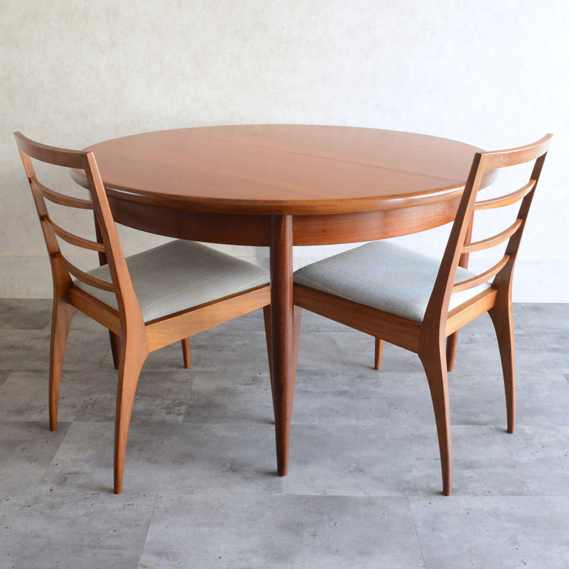 K様ご見学予約品G-PLAN ジープラン エクステンション ラウンドテーブル 106 (天板剥離再塗装）