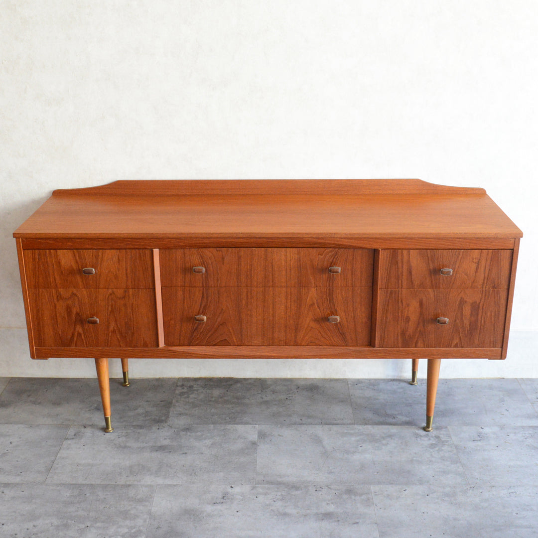 ミッドセンチュリー ヴィンテージ　 ショートサイドボード 66(天板剝離再塗装済）