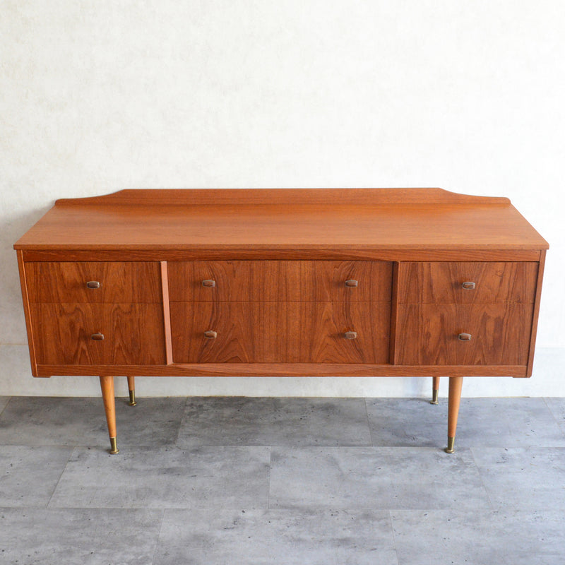 ミッドセンチュリー ヴィンテージ　 ショートサイドボード 66(天板剝離再塗装済）