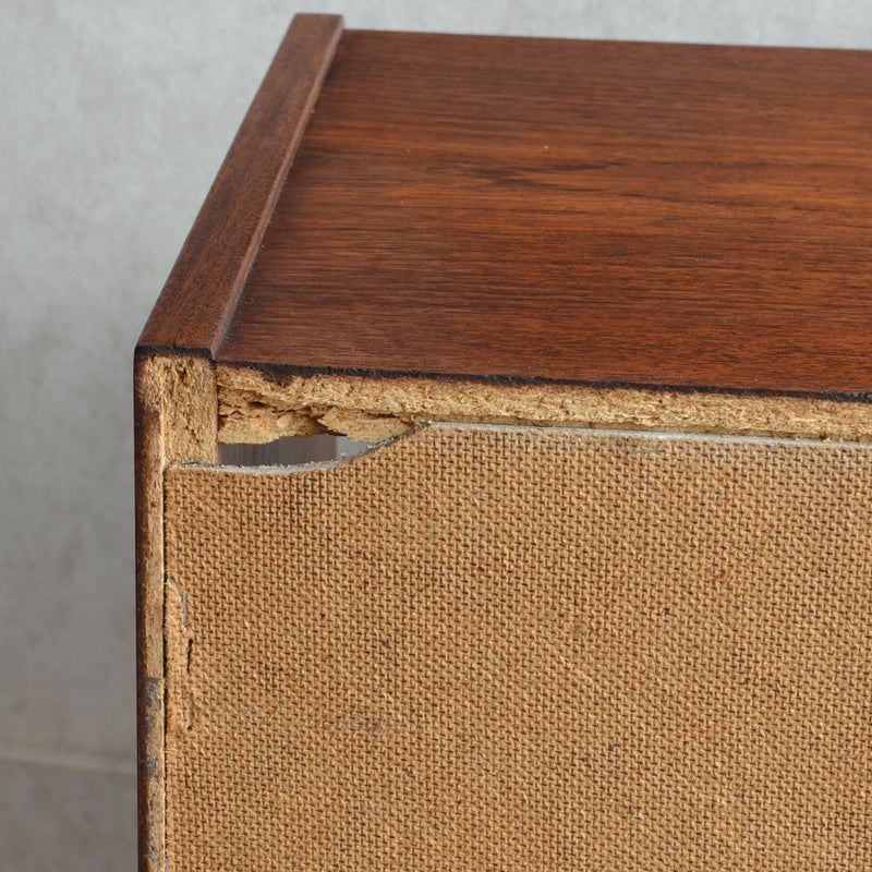 デンマーク ヴィンテージ　チーク ガラスキャビネット 5-14