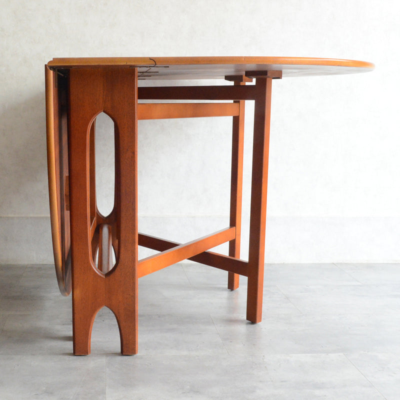 Jentique ジェンティーク　ゲートレッグテーブル 51（オーバル）