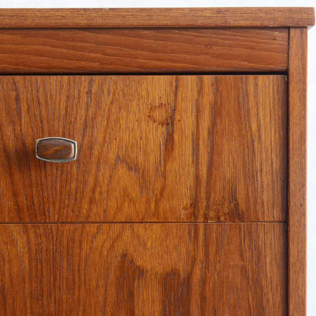 ミッドセンチュリー ヴィンテージ　 ショートサイドボード 66(天板剝離再塗装済）