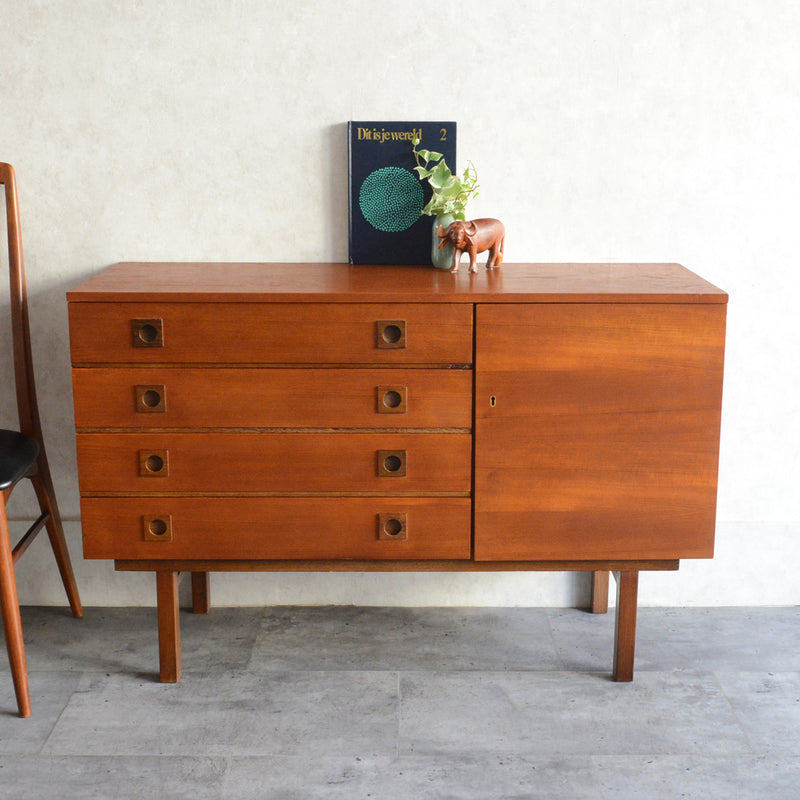 60S イギリス ヴィンテージ ショートサイドボード 54(天板剝離再塗装済）