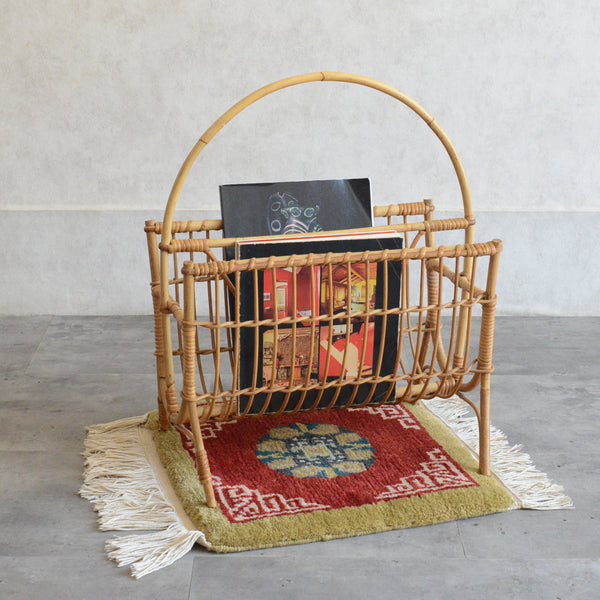 デンマークヴィンテージ ラタンマガジンラック 5-146 – Rowan.inc