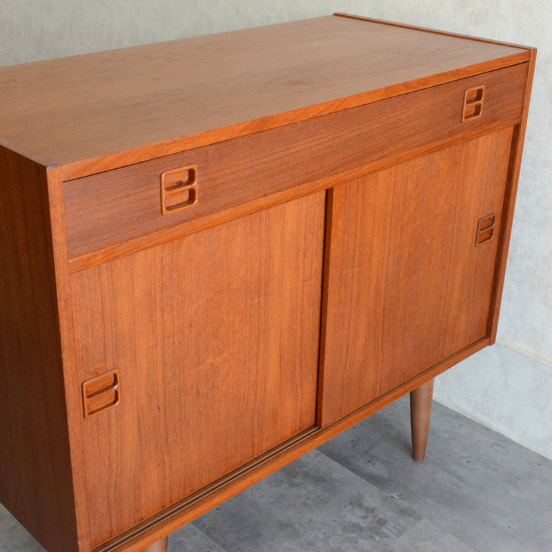 デンマーク ヴィンテージ  チークキャビネット ( 抽斗付)5-63