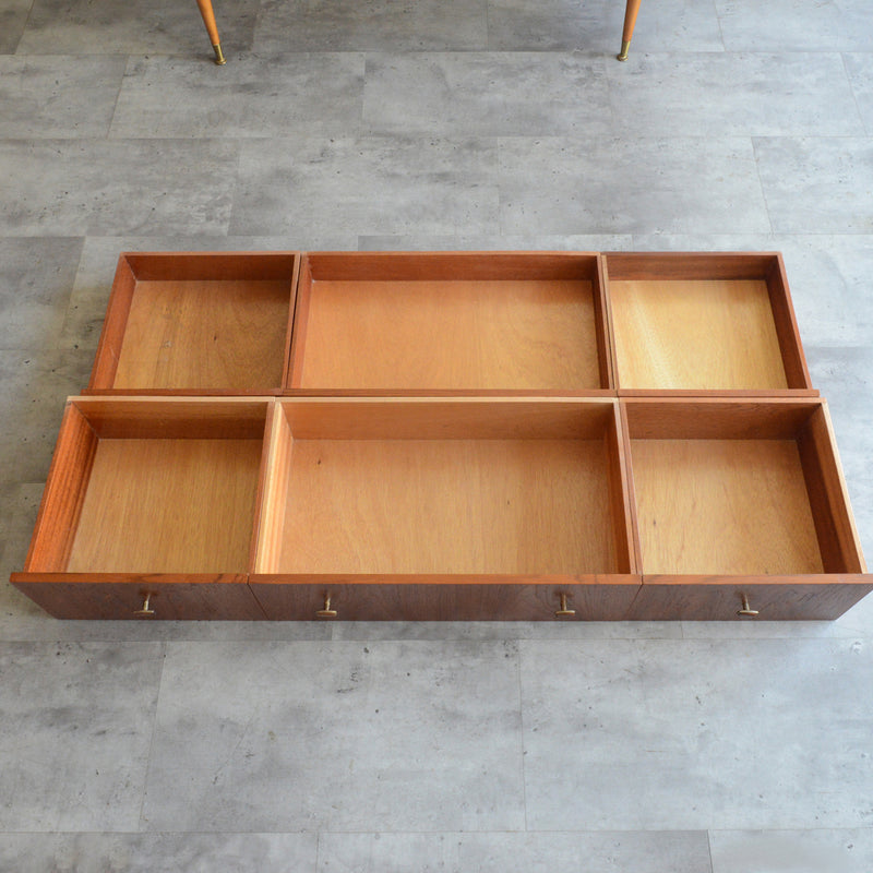 ミッドセンチュリー ヴィンテージ　 ショートサイドボード 66(天板剝離再塗装済）