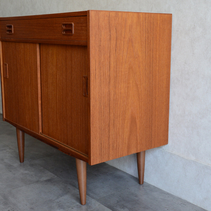 デンマークヴィンテージ  抽斗付キャビネット 3-40  (オイル仕上）