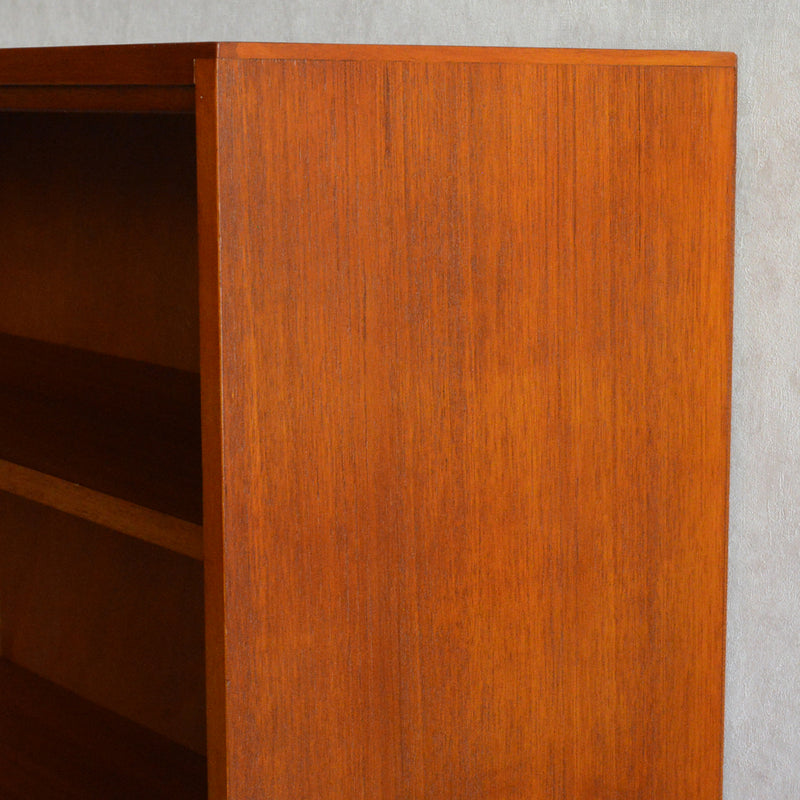 Herbert E. Gibbs　 ガラスキャビネット 53 (ヘアピンレッグ）