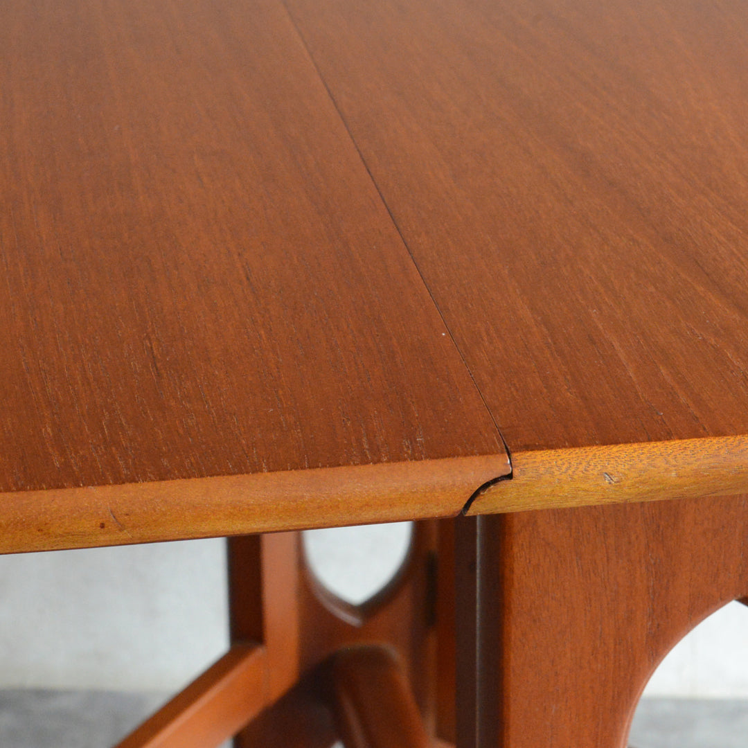 Jentique ジェンティーク　ゲートレッグテーブル 51（オーバル）