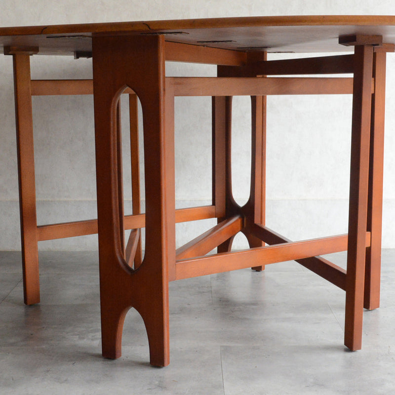 Jentique ジェンティーク　ゲートレッグテーブル 51（オーバル）