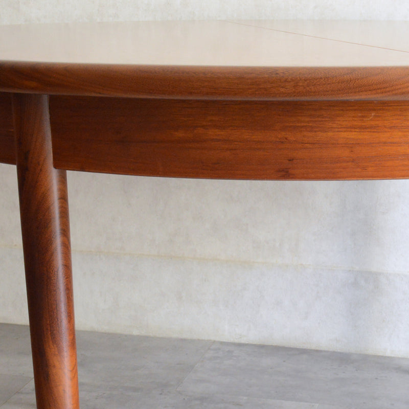 K様ご見学予約品G-PLAN ジープラン エクステンション ラウンドテーブル 106 (天板剥離再塗装）