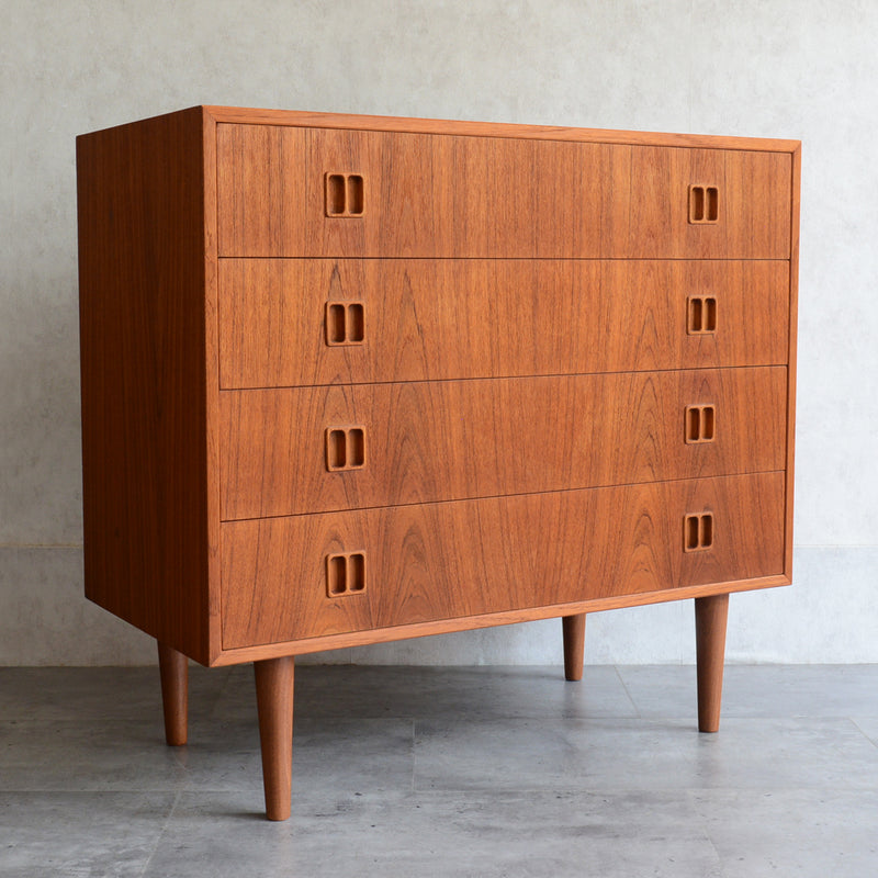 M様ご見学予約品 デンマーク ヴィンテージ  チークチェスト 4段　3-39